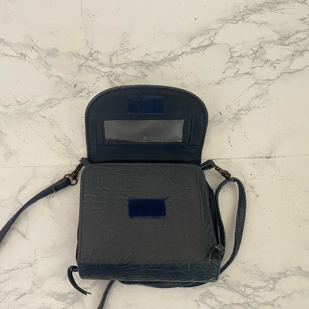 Womens Crossbody Purse Navy Blue Vegan Leather by Urban Equipment Hiking… - Picture 8 of 10